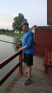 Peter Schmeichel p&aring; hyttetur i &Oslash;rsted &Oslash;rredvand