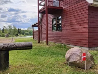 Beliggende med en flot udsigt over s&oslash;erne