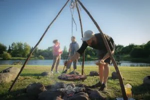 Naturcamping b&aring;l mad