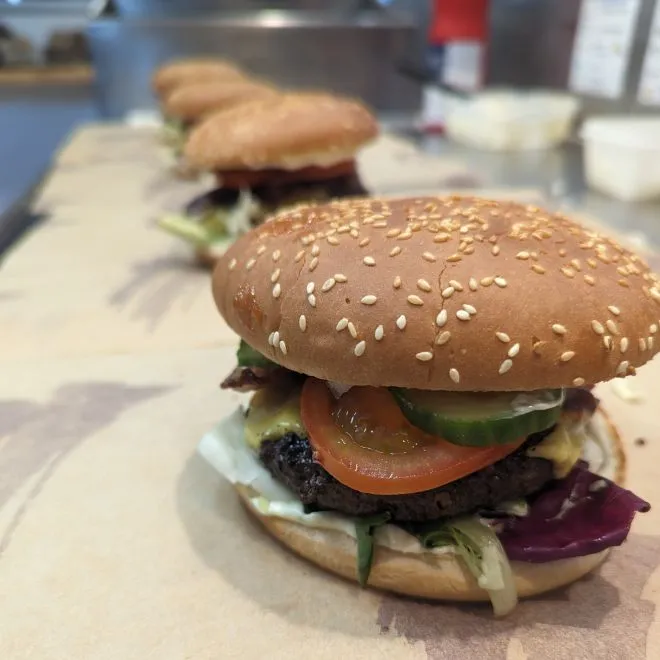 Grill med frisklavet mad